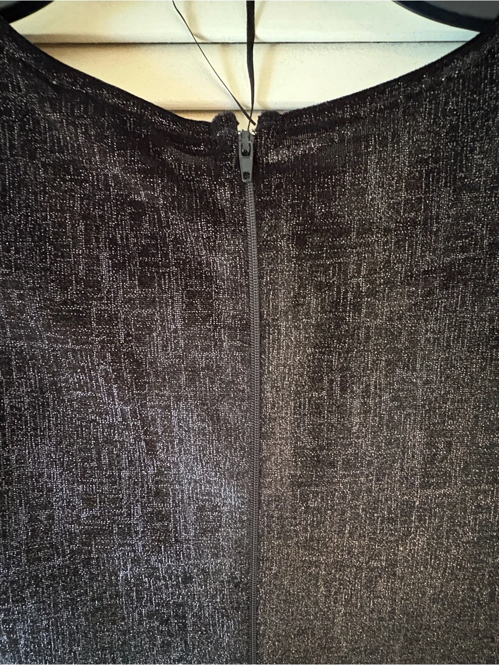Gianni Bini Shimmery Black Long-Sleeve V-Neck Sheath Dress